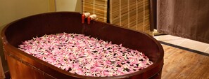 Couples treatment room(s), body treatments, aromatherapy - Essence d'Orient Hotel & Spa (Hanoi)