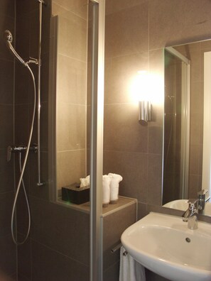 Douche de la salle de bain