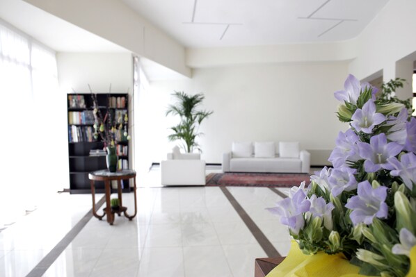 Khu tiếp khách ở sảnh