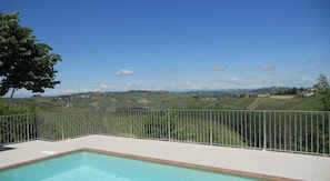 Seasonal outdoor pool - Villa Lauri (Neive)