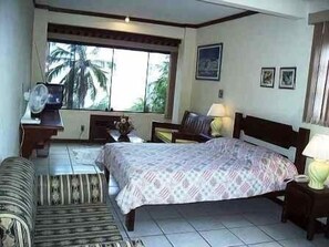 Select Comfort beds, in-room safe, individually decorated - Nautilus Apart Hotel (Natal)