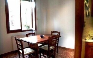 Restauration dans la chambre