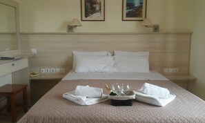 Ropa de cama de alta calidad y minibar