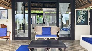 Villa Panoramique, 2 chambres | Coin séjour