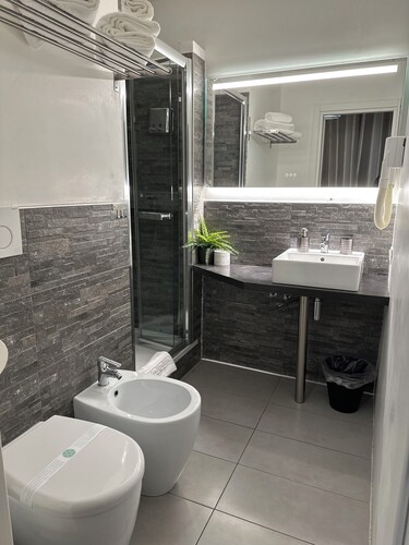 Rigoletto Rental Rooms