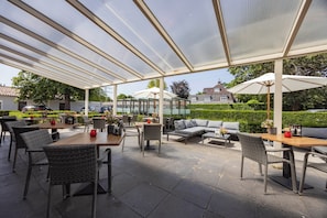 Terrace/patio - Fletcher Hotel Het Witte Huis (Soest)