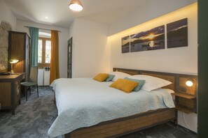 Décoration personnalisée, ameublement personnalisé, bureau