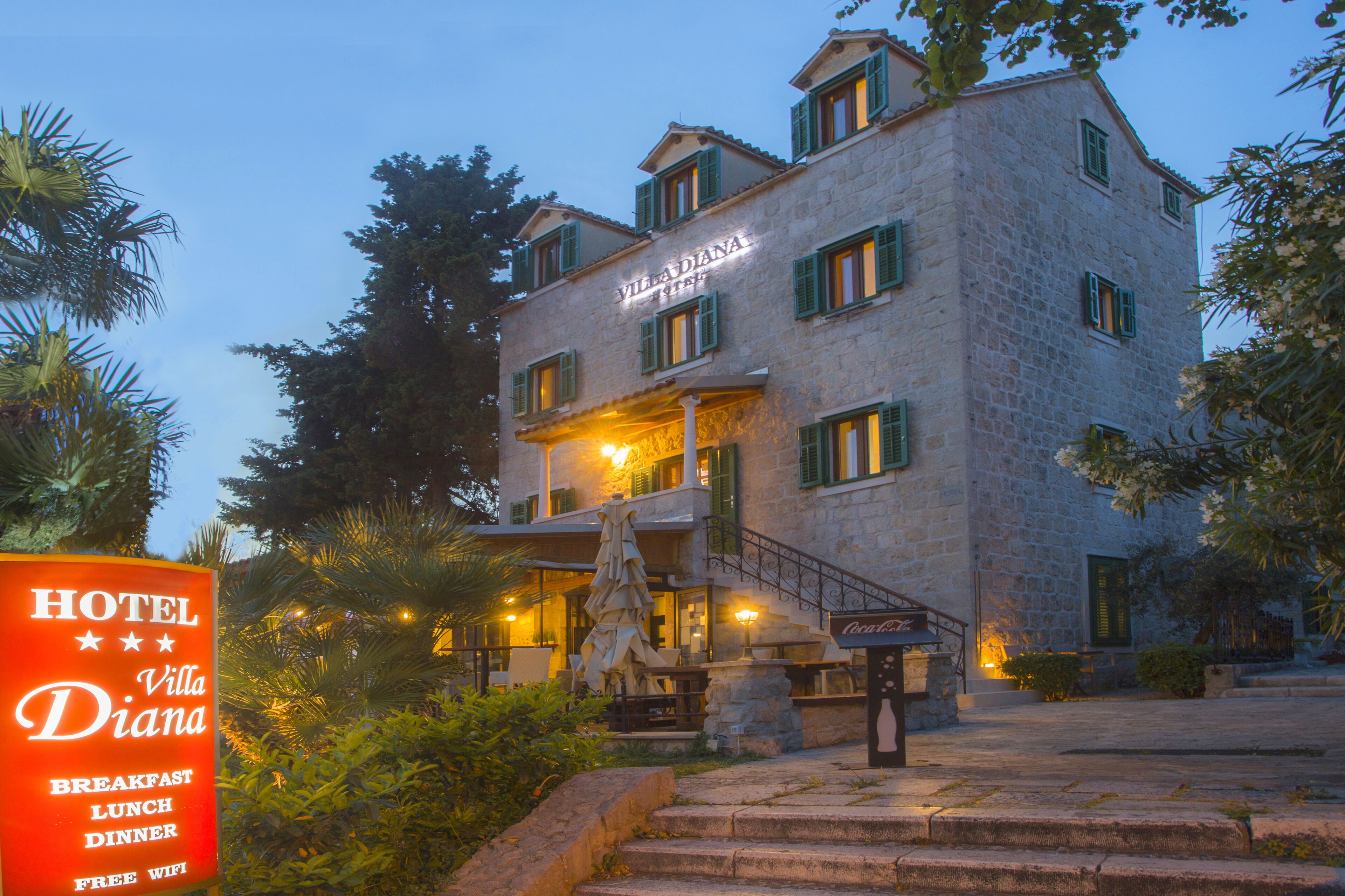 المنشأة من الخارج