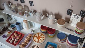 Dining - Attico Partenopeo B&B (Naples)