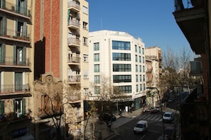 Street view - Hostal LK (Barcelona)
