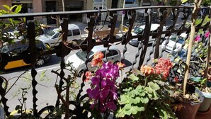 View from property - Hostal LK (Barcelona)