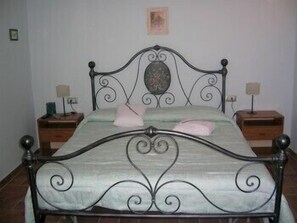 Apartment for 2 people | 1 間臥室、義大利 Frette 床單、高級寢具、Select Comfort 床墊