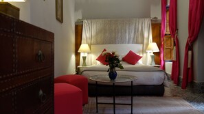 Coffres-forts dans les chambres, rideaux occultants