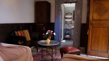 Nomad | 1 slaapkamer, een kluis op de kamer, verduisterende gordijnen