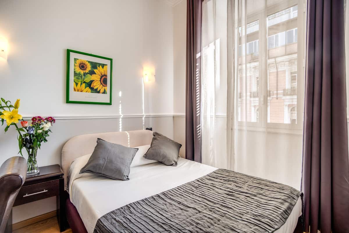 Doppia Economy | Biancheria da letto di alta qualità, minibar, una cassaforte in camera