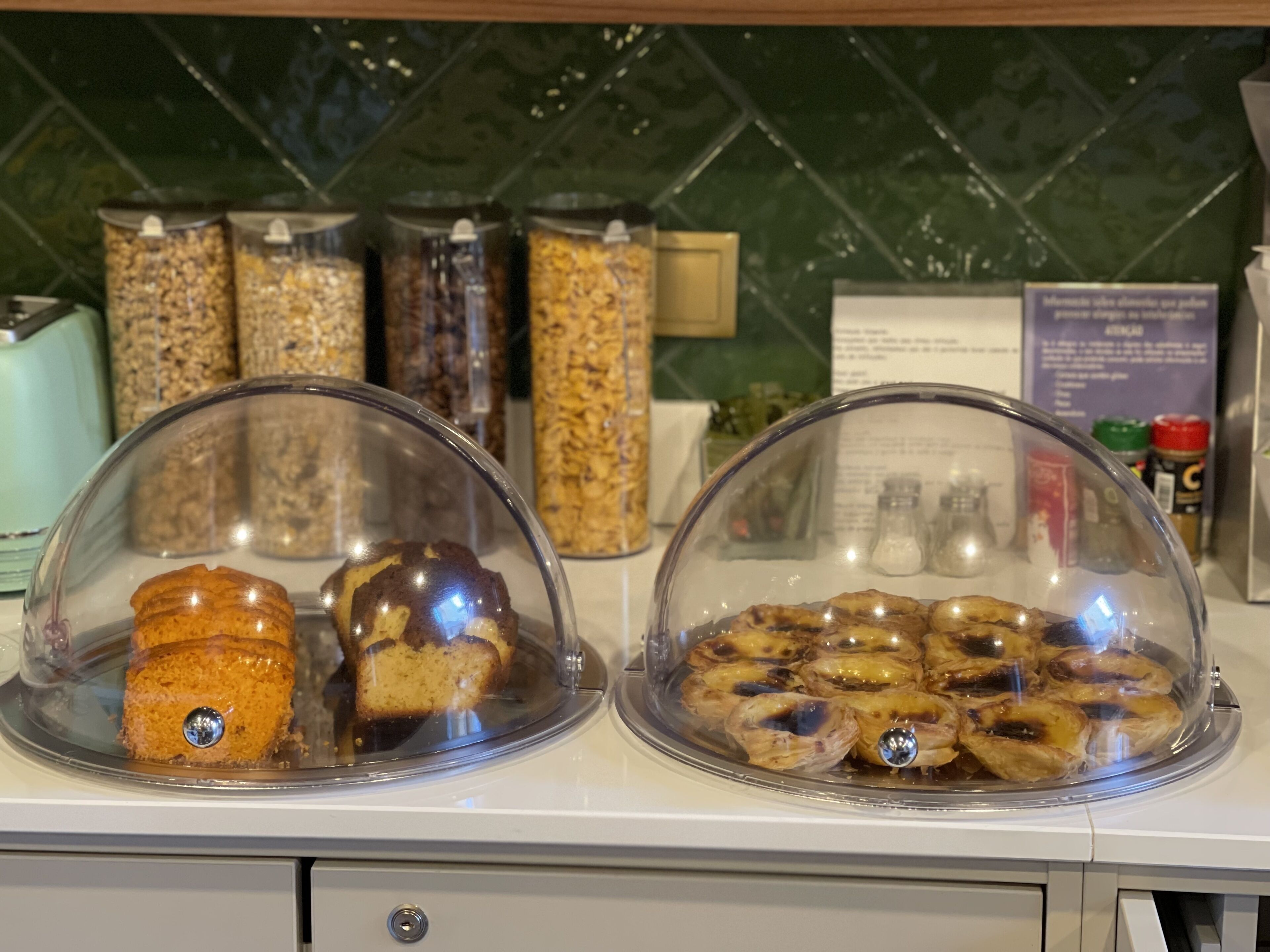 daily buffet breakfast (eur 15 per person)