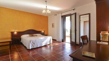 Lenzuola Frette, copriletto in piuma, materassi in memory foam, minibar