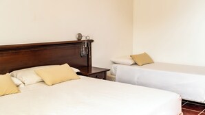 Phòng 3 Tiêu chuẩn | Bộ trải giường bằng vải Frette của Ý, chăn bông 