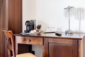 Superior Room | Frette Italian sheets, down duvets, memory-foam beds, minibar - La Rosa dei Venti (Portopalo di Capo Passero)