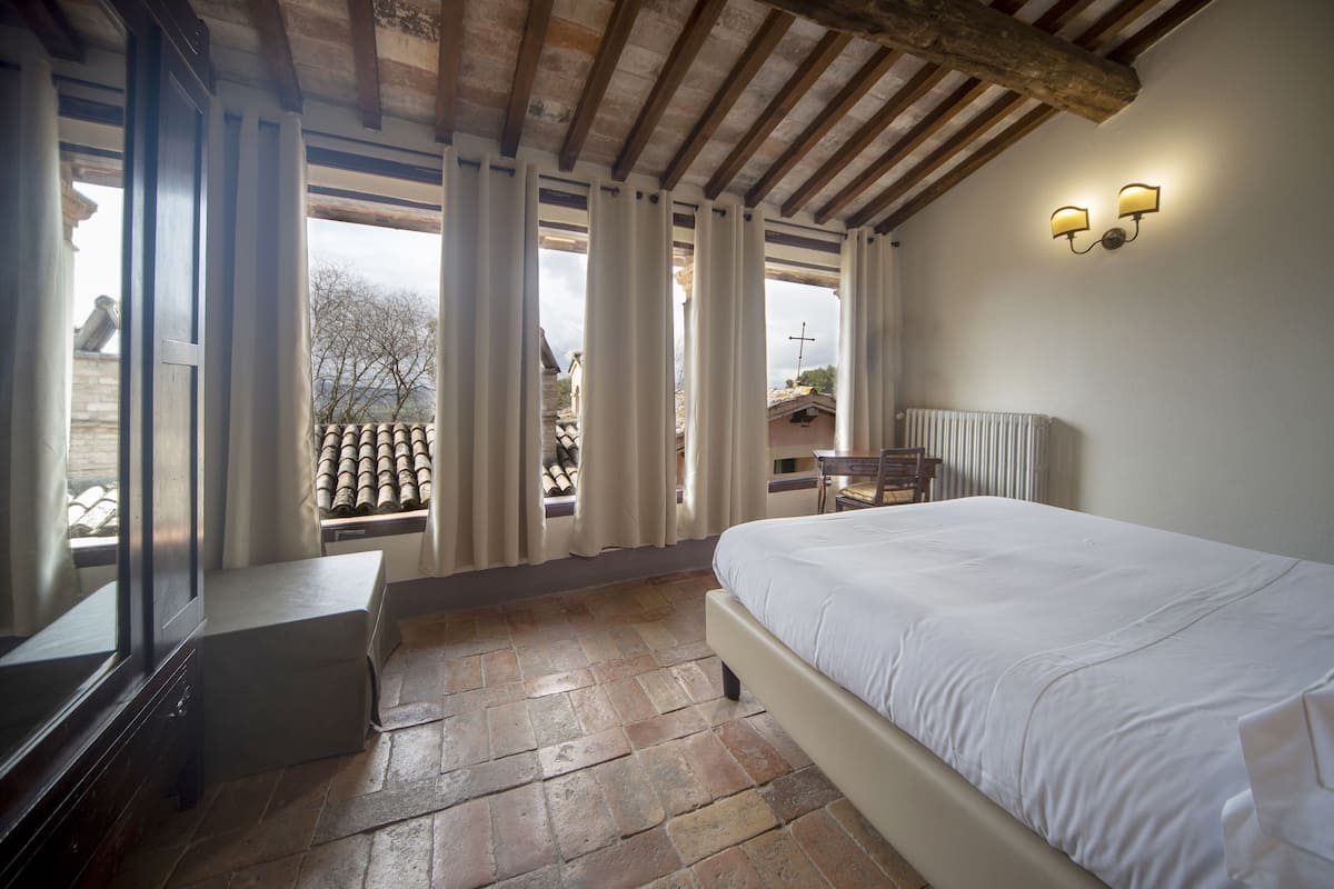 Panoramic Room, Multiple Beds, Private Bathroom