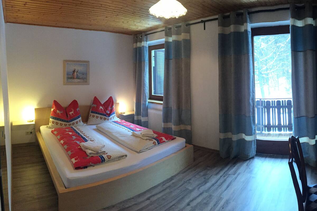 Standard Double Room, Balcony, Mountain View | Soundproofing, WiFi (free), bed sheets