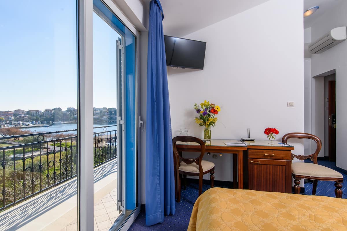 classic double room | view from room