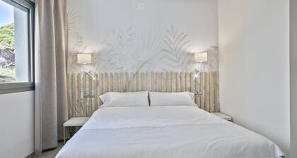 Castellmar Apartments