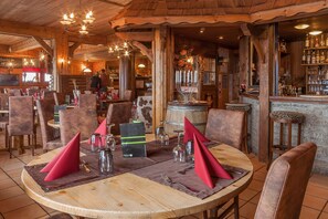 Breakfast and dinner served - Hotel Les Balcons Village & Spa Belle Plagne (La Plagne-Tarentaise)