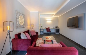 Grand Suite Double | Premium bedding, in-room safe, desk, blackout curtains - Batschari Palais Baden-Baden (Baden-Baden)