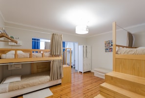 Shared Dormitory, Mixed Dorm, Shared Bathroom (1 Bed in a 6 Bed Dorm) | Desk, free WiFi