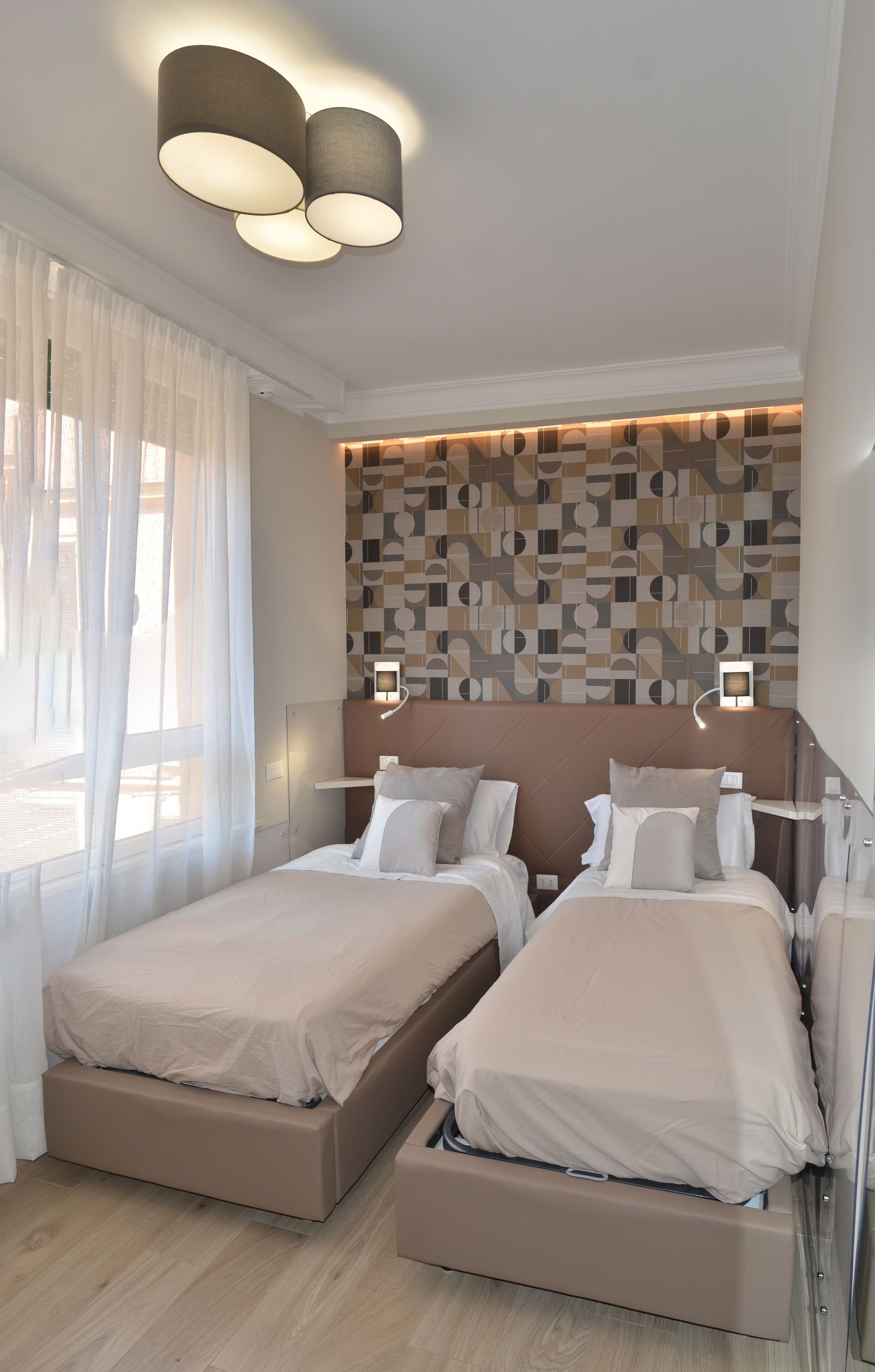 Foto - At your Place