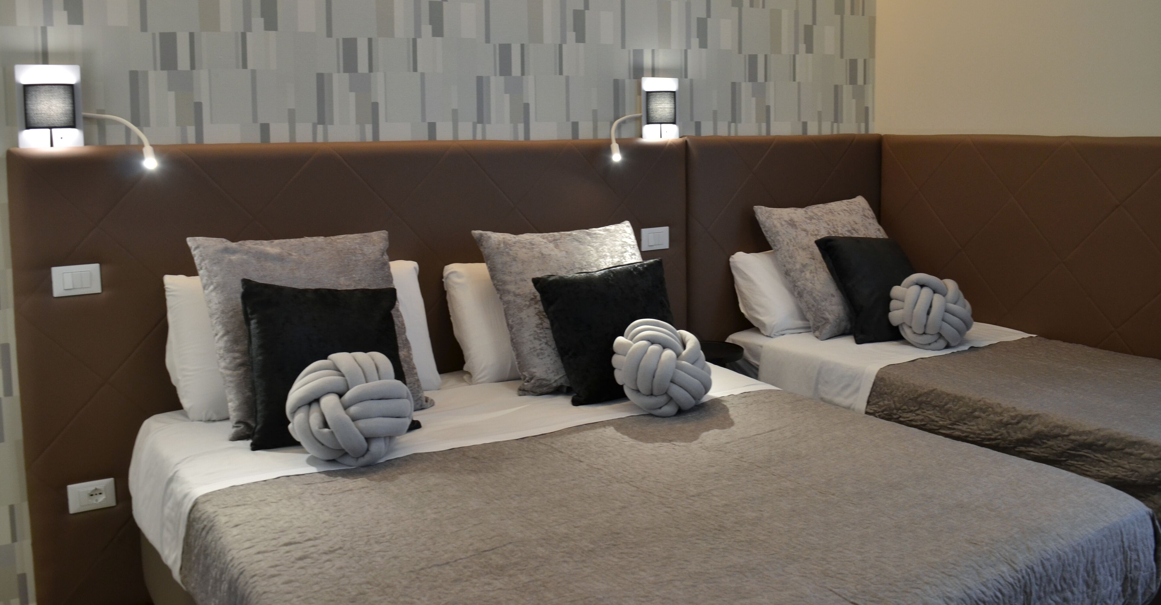 Foto - At your Place