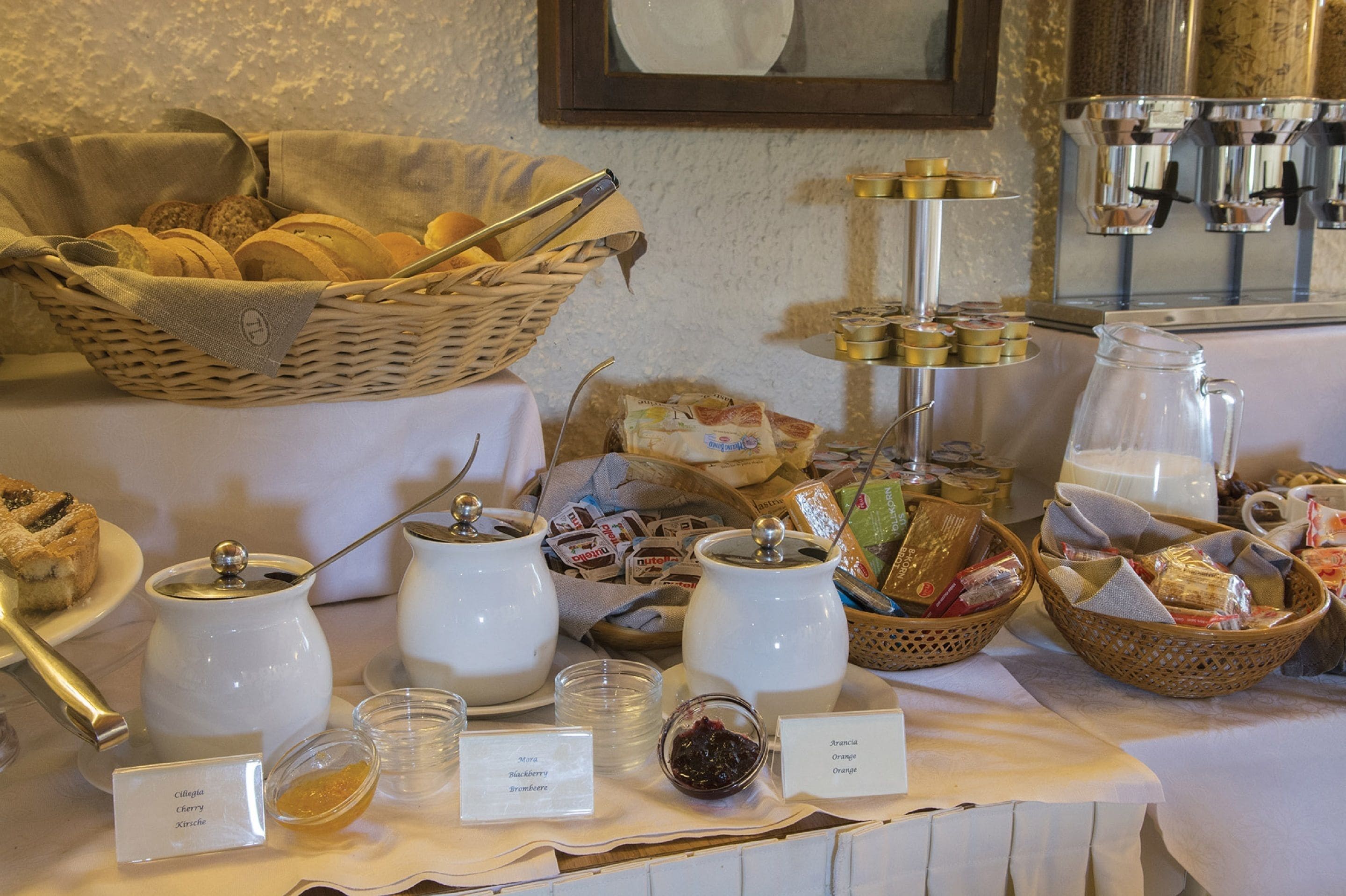daily buffet breakfast (eur 18.50 per person)