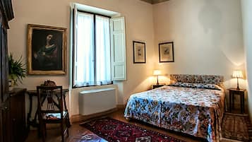 Doppelzimmer | Minibar, Zimmersafe, Schreibtisch, schallisolierte Zimmer