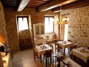 Restaurant - Arnolfo B&B (Colle di Val d'Elsa)