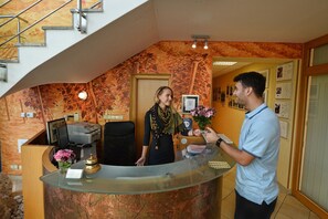 Reception - Hotel Vaka (Brno)