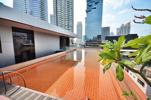 Outdoor pool - Heritage Bangkok (Bang Rak)