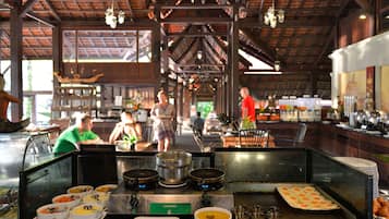 Daily buffet breakfast (THB 450 per person)