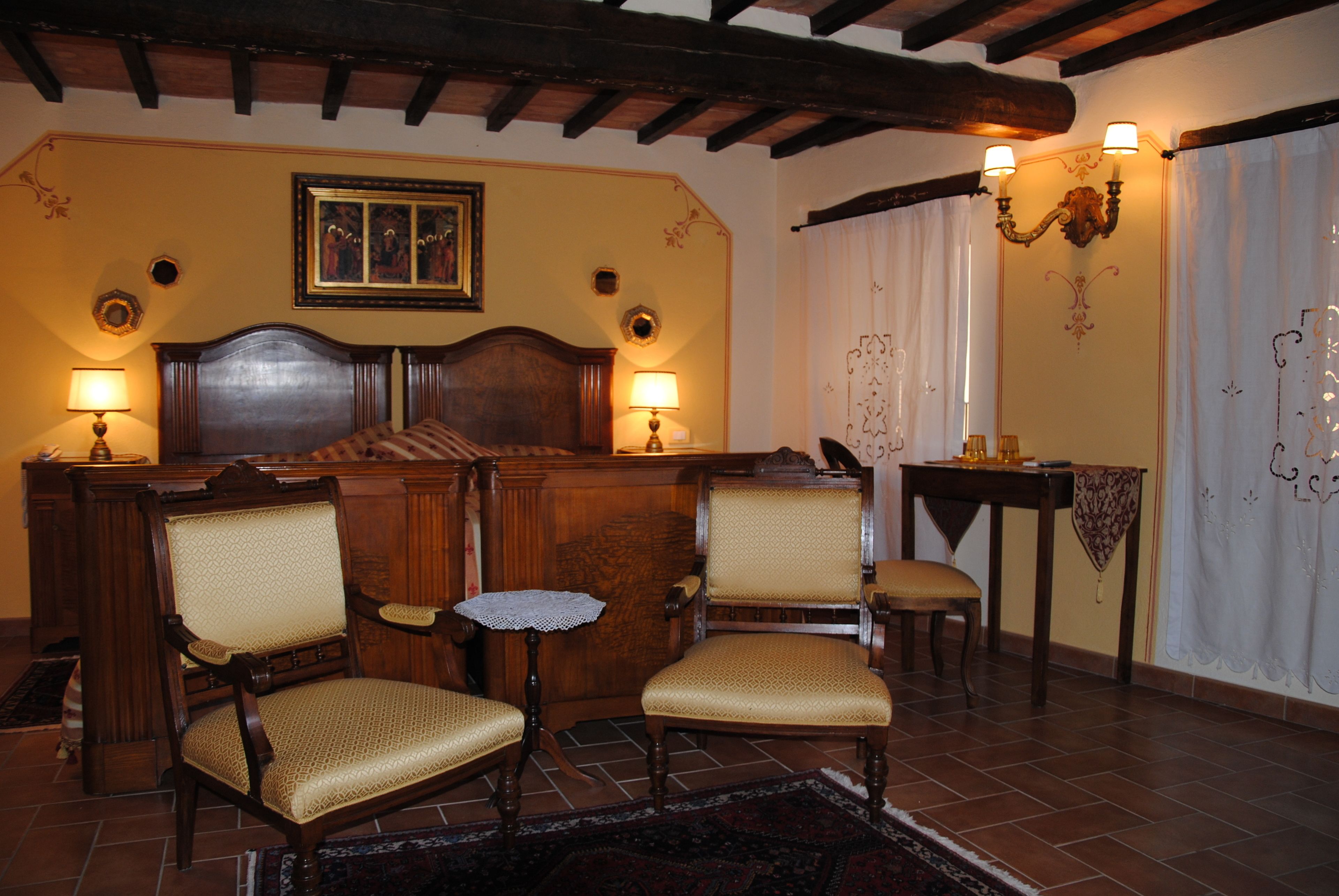 suite, park view | living area | 32-inch flat-screen tv with digital channels, tv