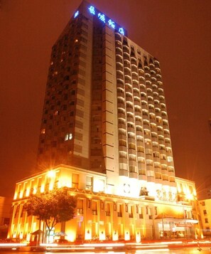 Exterior - The Great Wall Hotel (Zhengzhou)