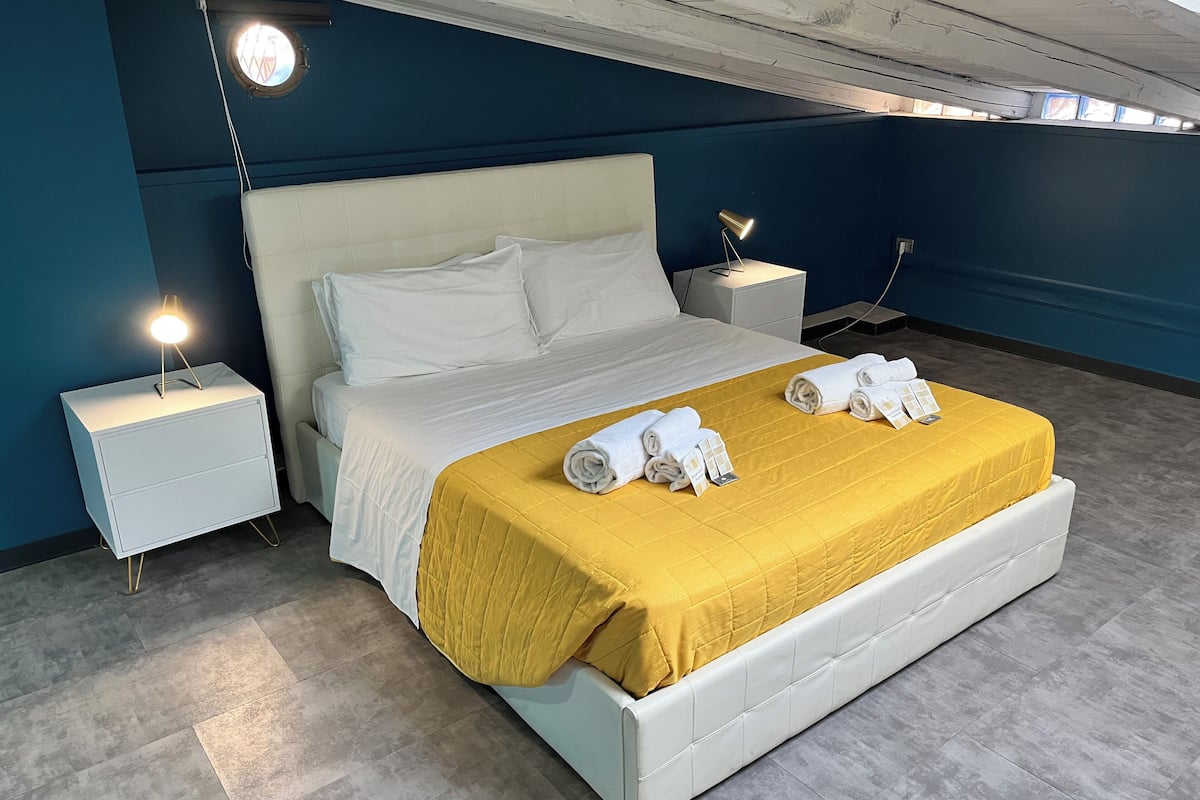 superior double room | 1 bedroom, frette italian sheets, minibar, in-room safe