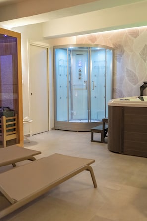 Sauna, hot tub, steam room, massages - Hotel Alexander & Spa (Sanremo)