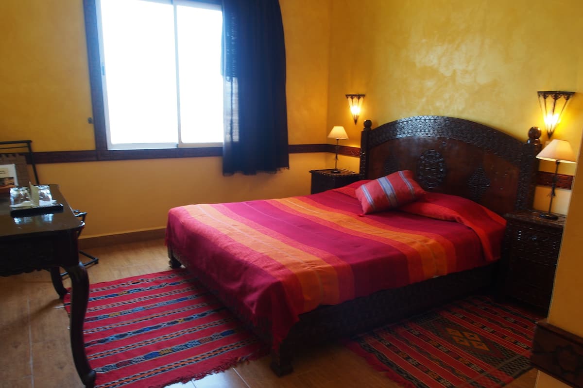 Double Room | In-room safe, rollaway beds (surcharge), WiFi (free)