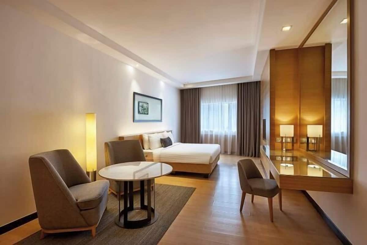 1 bedroom, minibar, in-room safe, desk