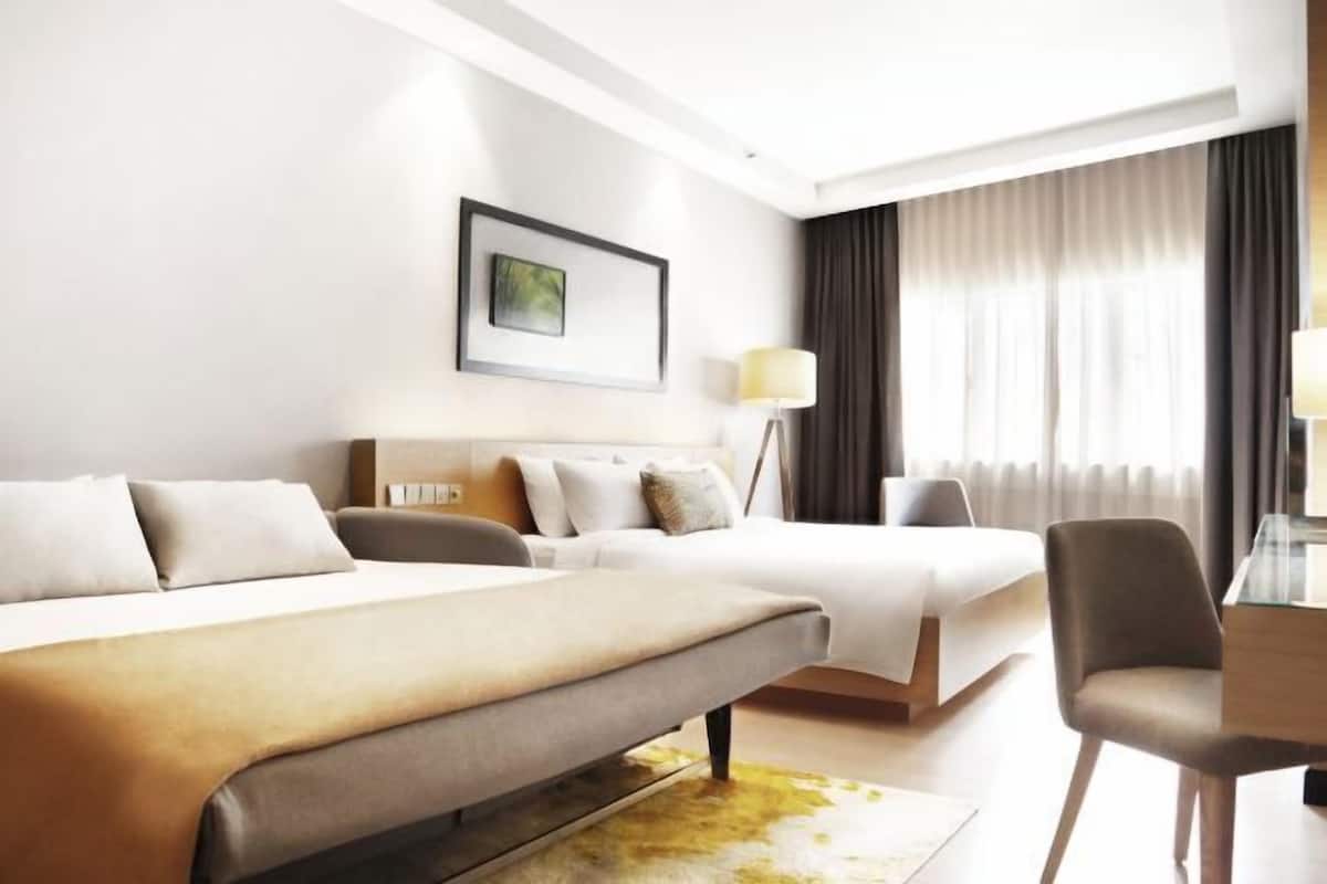 1 bedroom, minibar, in-room safe, desk