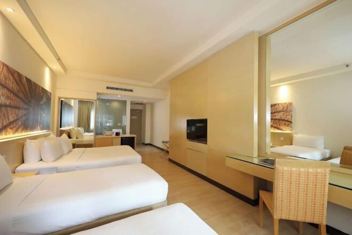 1 bedroom, minibar, in-room safe, desk