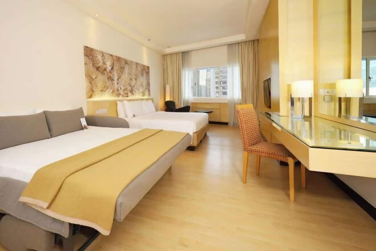 1 bedroom, minibar, in-room safe, desk