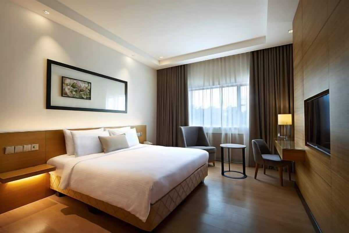 1 bedroom, minibar, in-room safe, desk