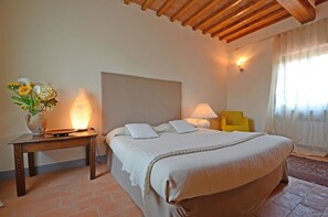 Apartemen, 2 kamar tidur | Seprai linen