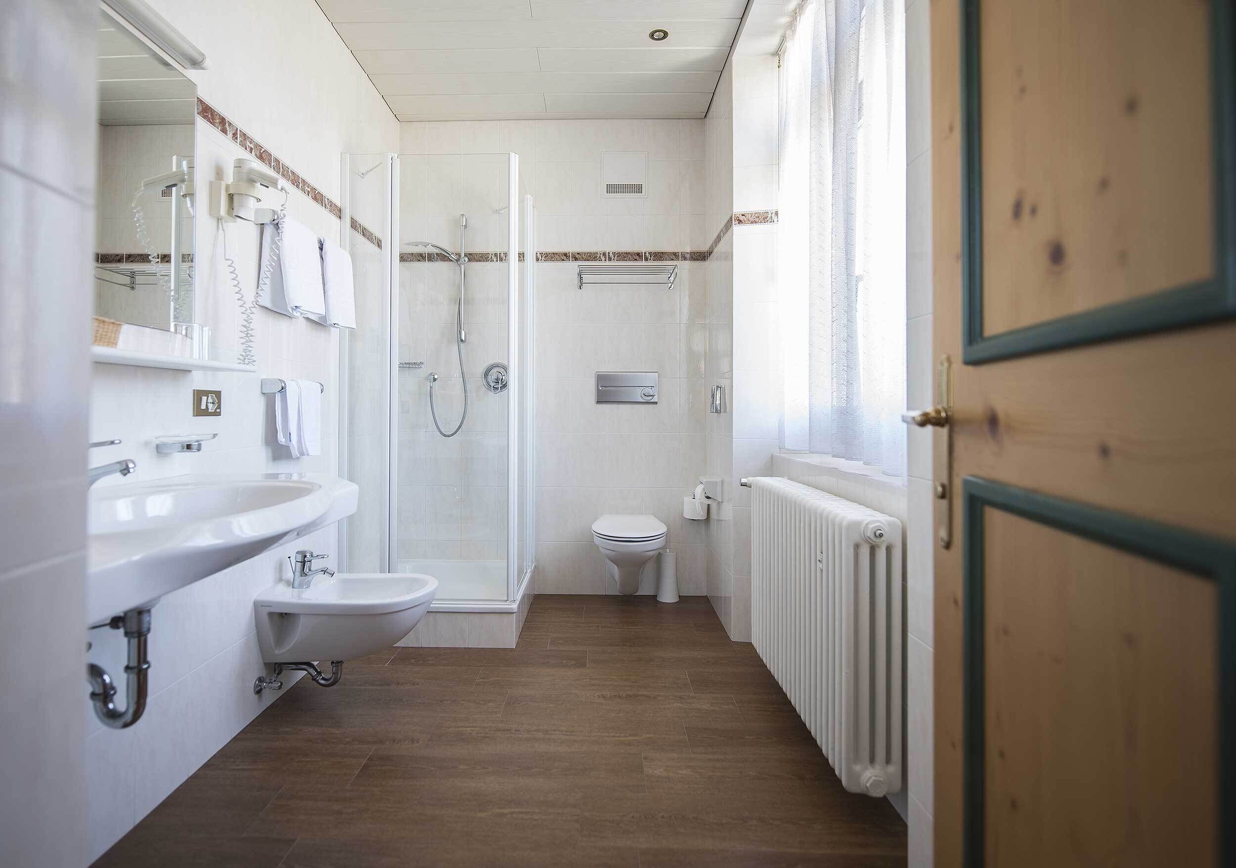 junior suite | down duvets, minibar, in-room safe, individually decorated